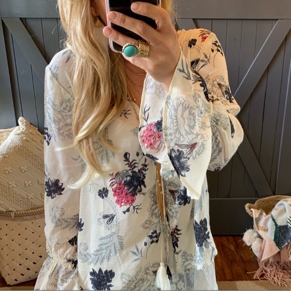 S LEFT Bohemian Tassel Tie Fall Floral Blouse - Picture 2 of 5